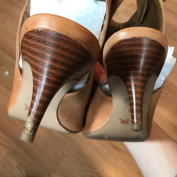 Coach Tan Leather Heels - Picture 7 of 10